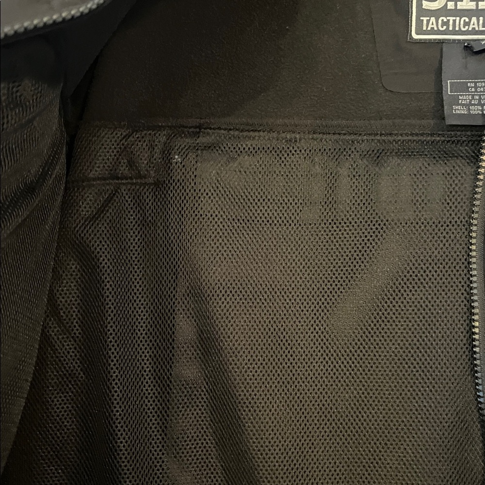 Men's 5.11 Tactical Chameleon SoftShell 2.0 zip up jacket - Picture 8 of 11
